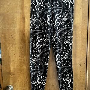 Musical Note Print womens Leggings - Black & White